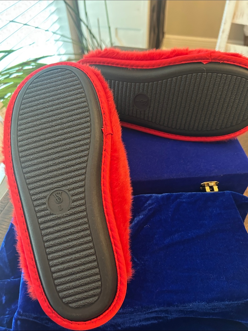 Victoria's Secret Red Faux Fur Crystal-Logo Slide Slippers❤️ - Picture 4 of 7